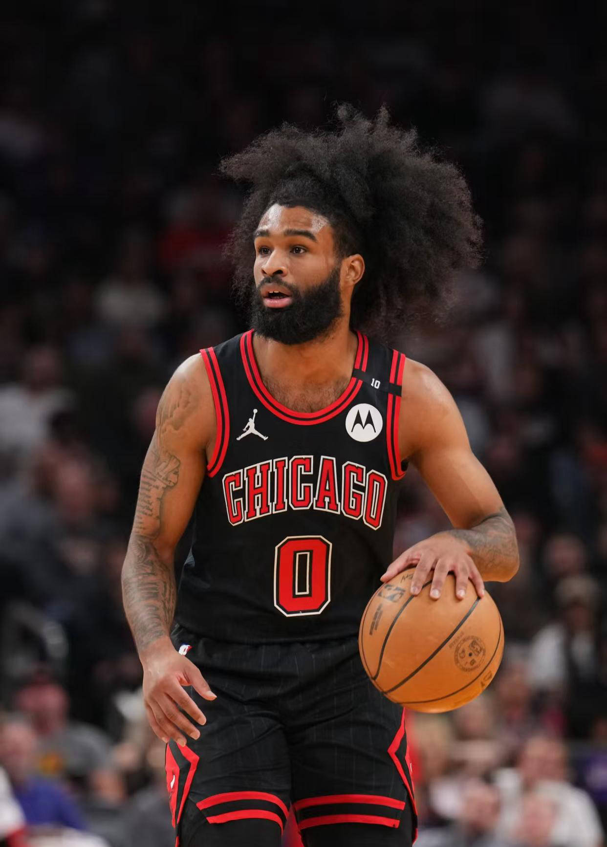 掘金队年轻后卫逐渐崭露头角，表现令人眼前一亮(掘金队的球员有哪些)