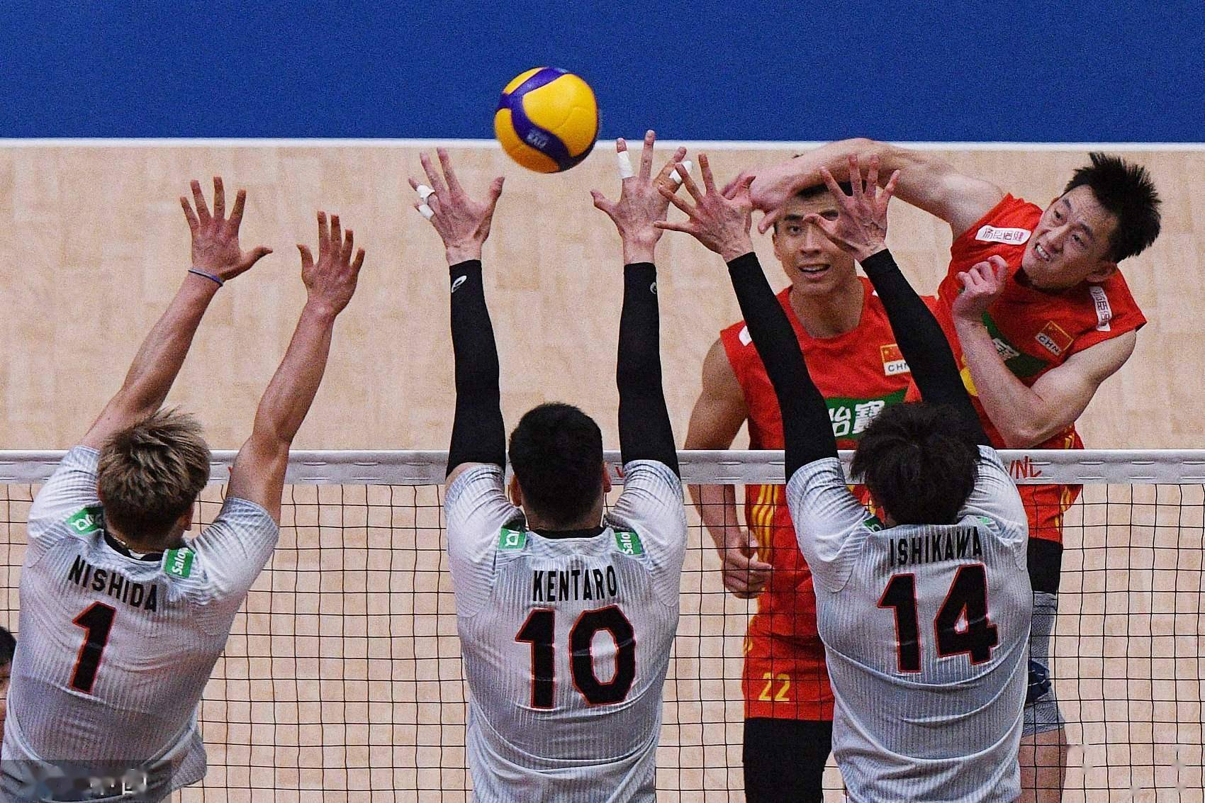 瑞士战平保加利亚,出线形势岌岌可危(瑞士保持中立) 瑞士战平保加利亚,出线形势岌岌可危(瑞士保持中立)