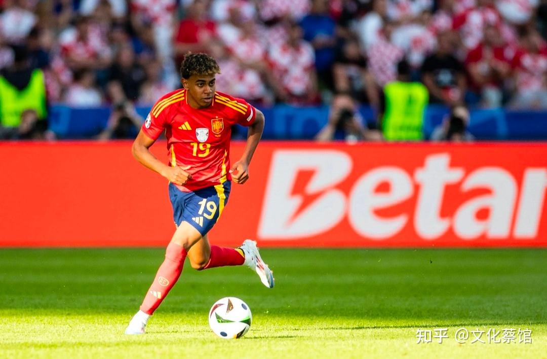 荷兰惨遭克罗地亚淘汰，无缘欧洲国家杯四强