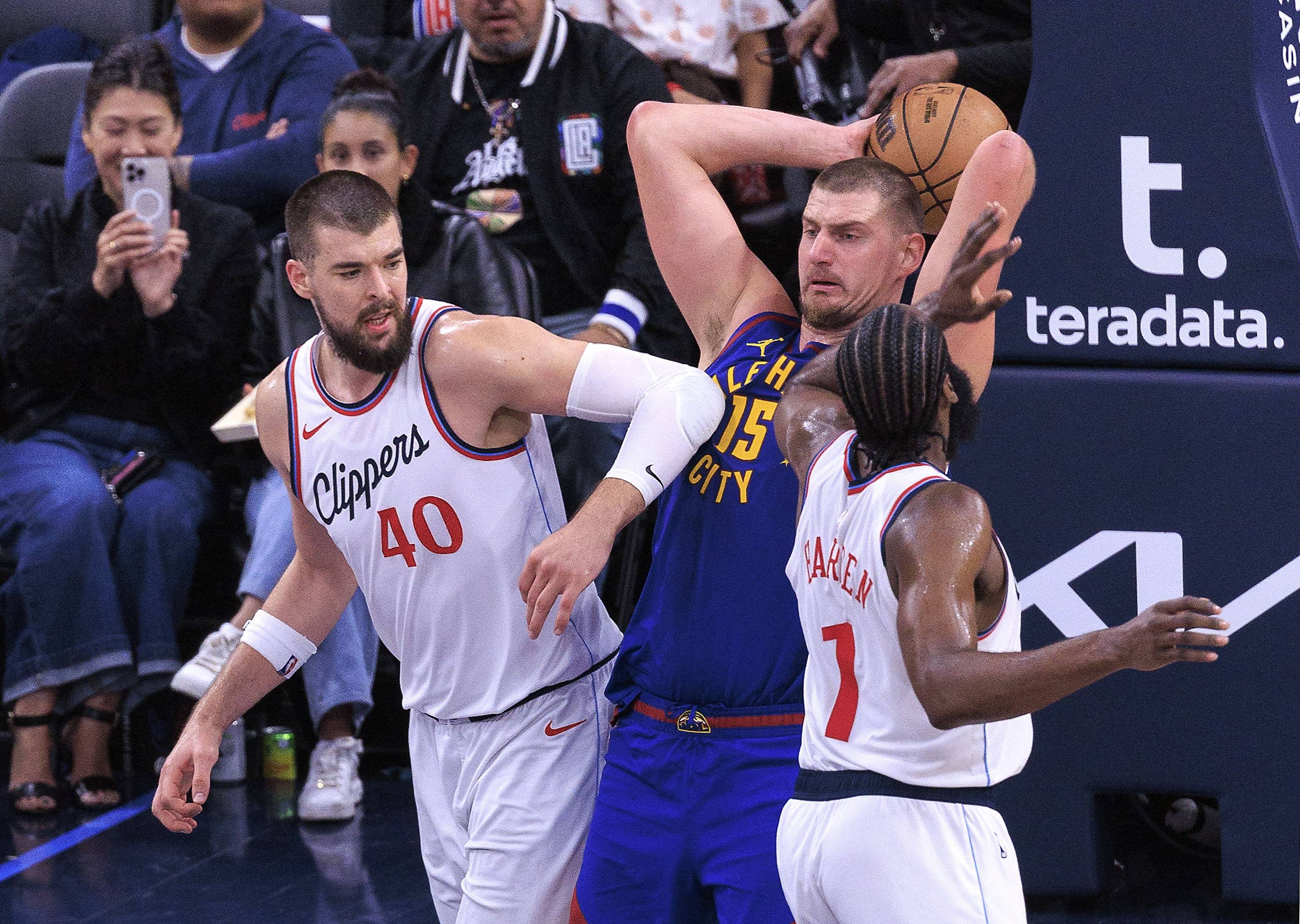 关于争夺激烈，胜负难以预料的比赛的信息