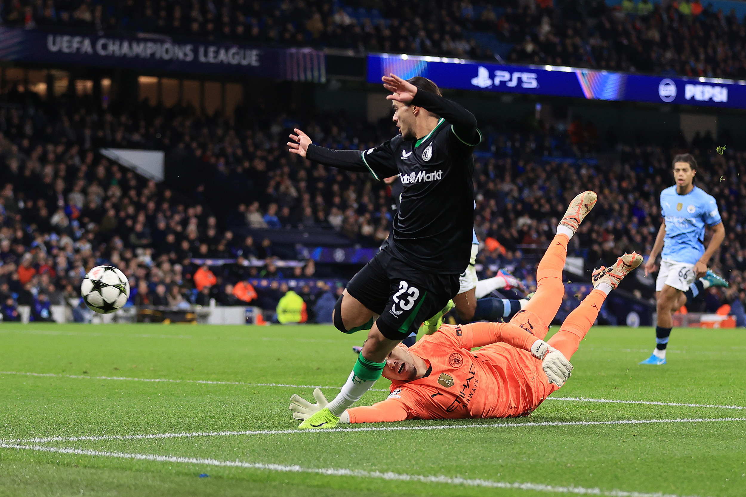 九游娱乐竞技-曼城主场取胜，继续巩固领先位置！的简单介绍