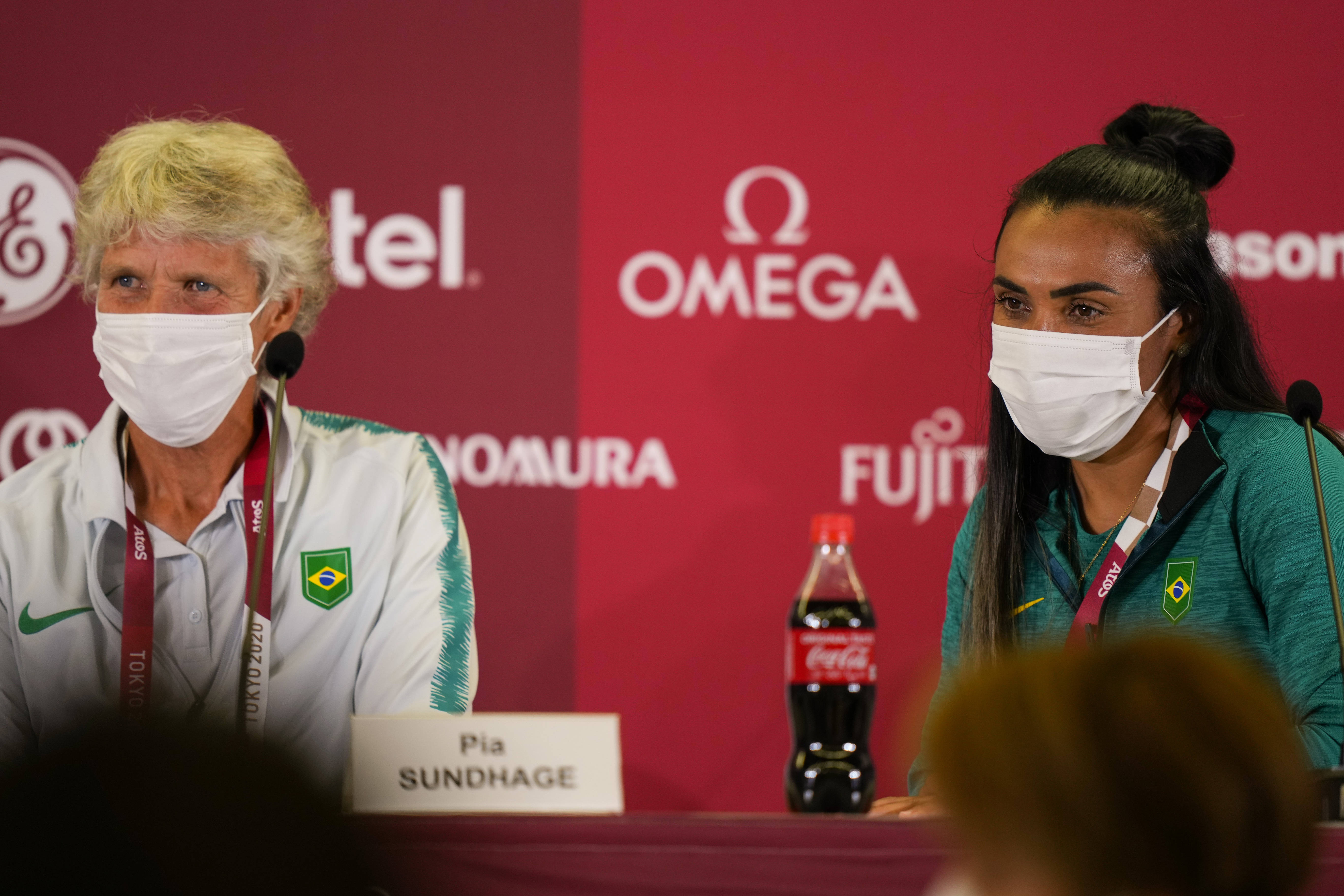 九游娱乐馆-巴西女足凭借团队合作取得胜利