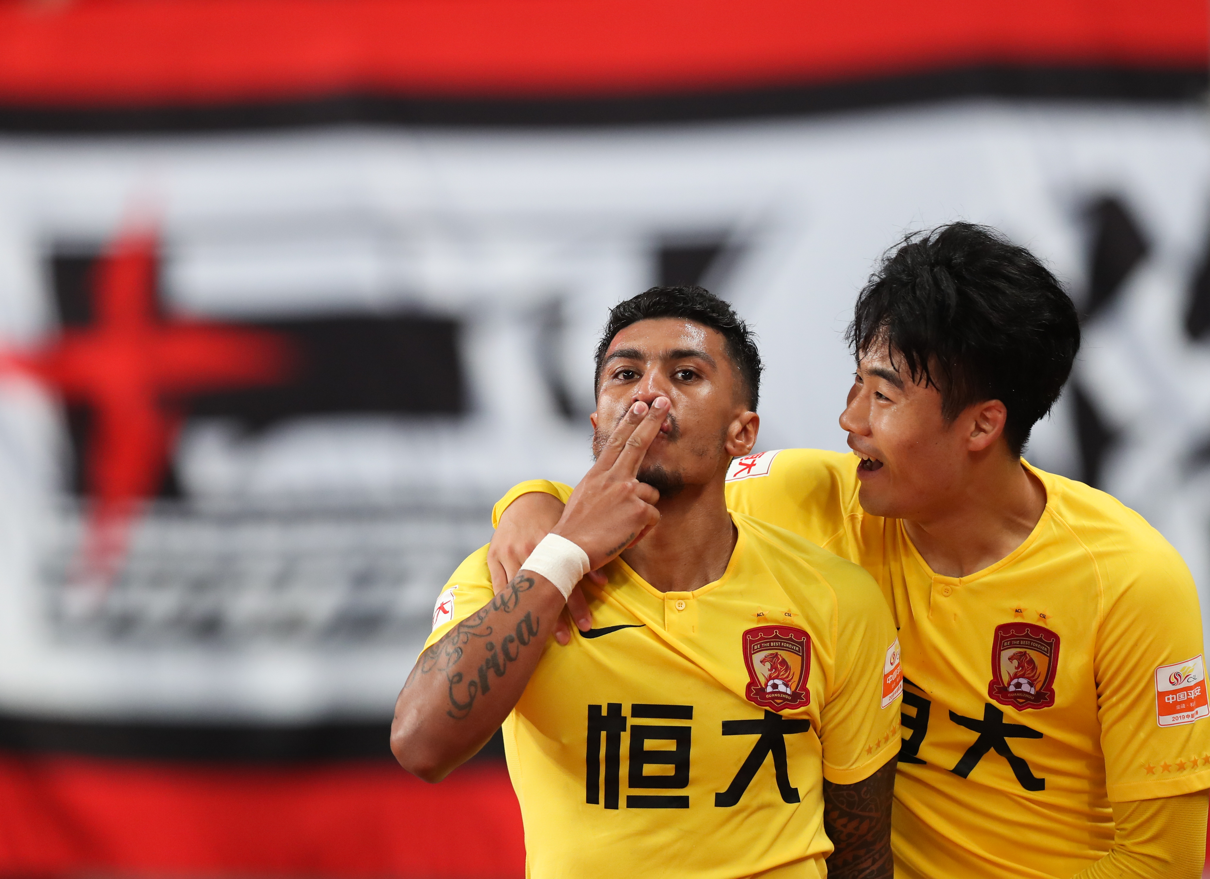 恒大客场胜泰达,霸气表现稳扎稳打的简单介绍 恒大客场胜泰达,霸气表现稳扎稳打的简单介绍