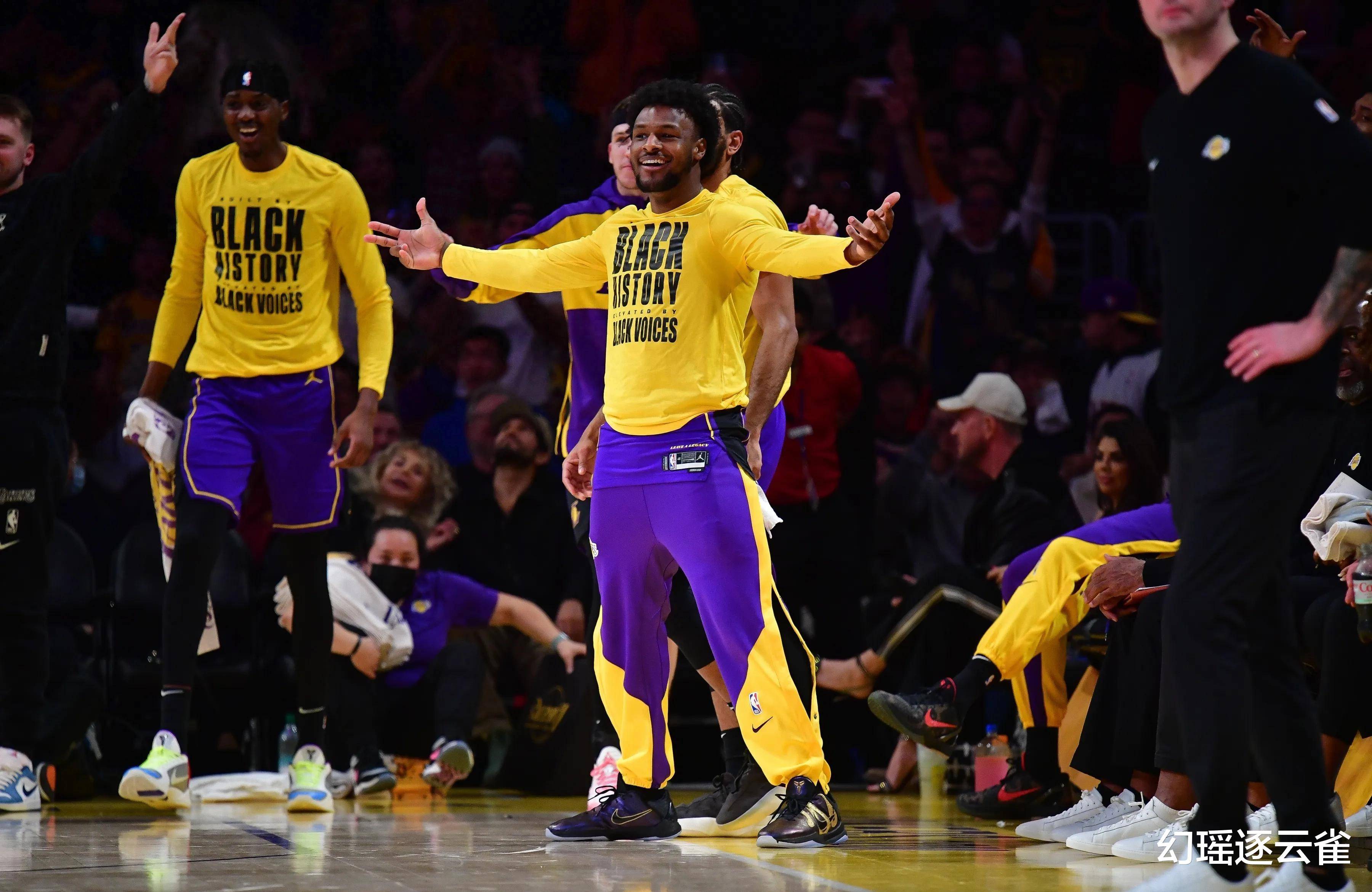 包含湖人首发阵容稳定,连胜不断的词条 包含湖人首发阵容稳定,连胜不断的词条