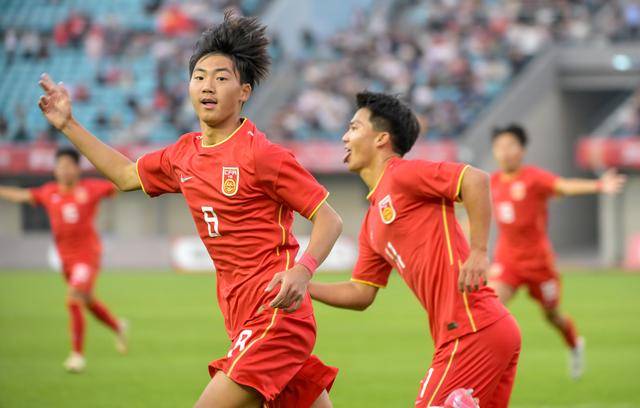 中国队在国际足球比赛中表现出色